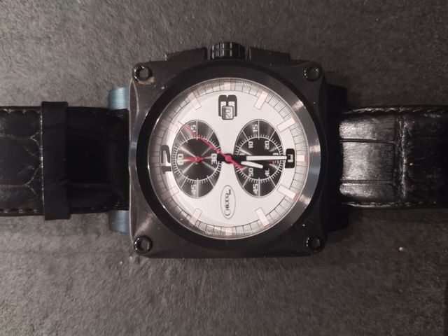 Orologi cronografi (leggi)