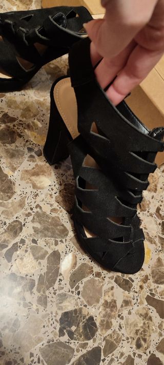 Sandalias