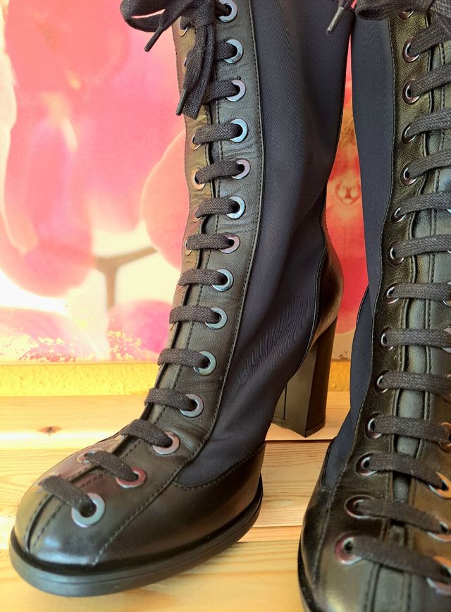 🖤 Botines tacón, cordones y piel 🖤