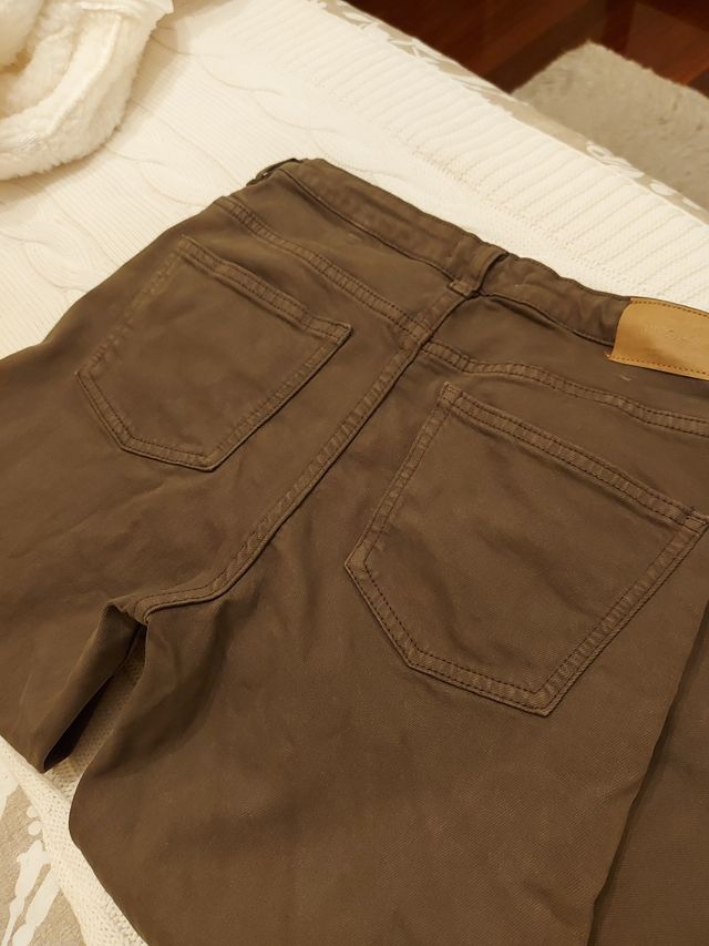 Pantalón niña verde Caqui