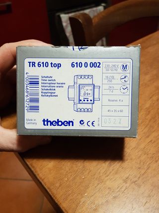 Interruttore orario theben tr610top