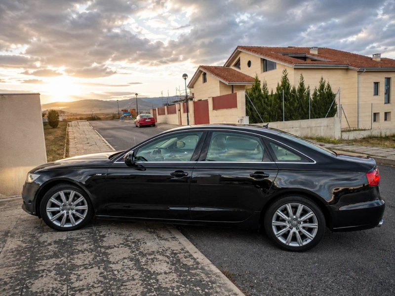 Audi A6 2012 - foto 1