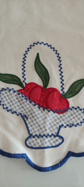 Naperon bordado vintage