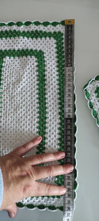 Conjunto de naperons verde e branco