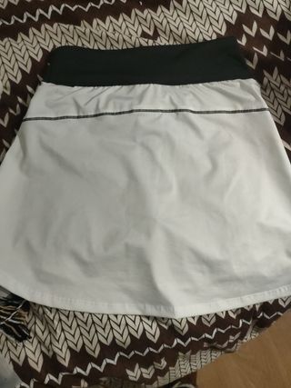 Falda de pádel sin estrenar con etiqueta