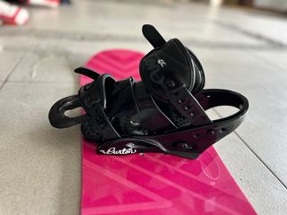 Tabla Snowboard Nikita y fijaciones Burton Citizen