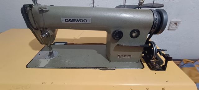 Oferta solo está semnaa,Maquina de coser profesion