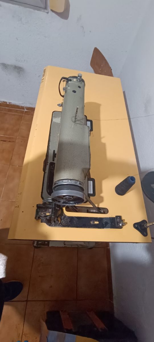 Oferta solo está semnaa,Maquina de coser profesion