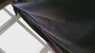 Capa medieval larga con capucha