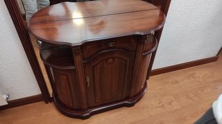 Mueble recibidor clásico madera