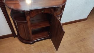 Mueble recibidor clásico madera