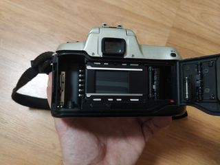NIKON F50