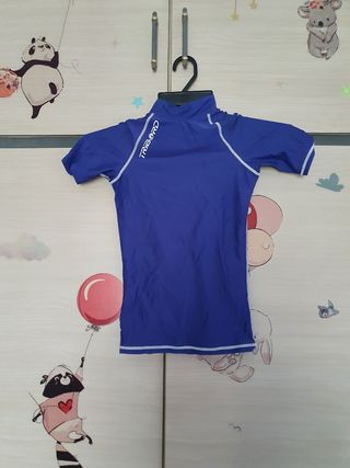 Camiseta natación y surf