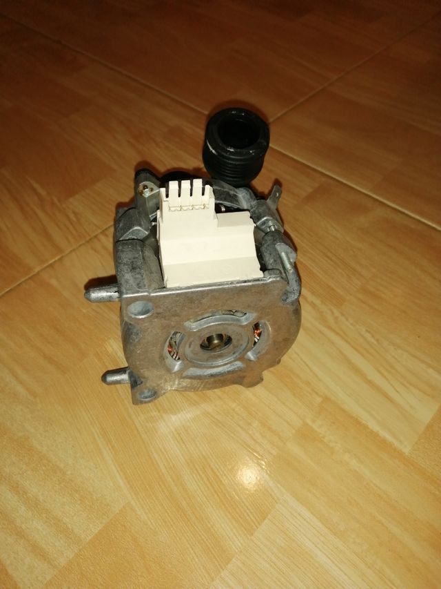 Bomba de agua lavavajillas fagor