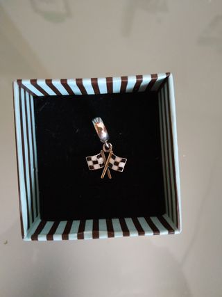Charm banderines de plata nuevo