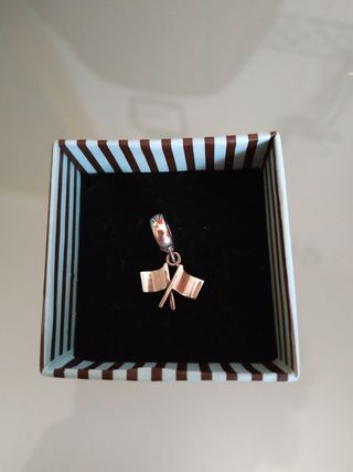 Charm banderines de plata nuevo