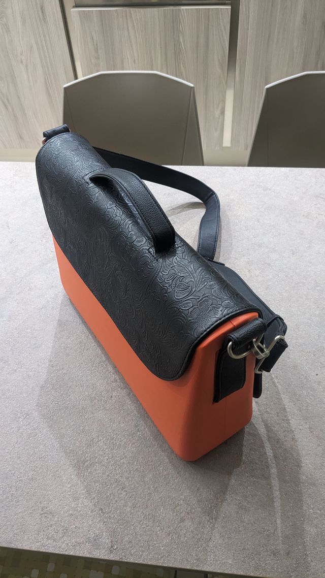 Borsa O Bag a Tracolla Folder