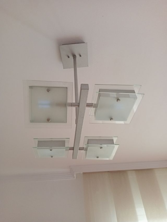 Lampara de techo alta