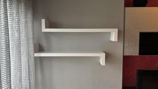 1 Mueble y 3 baldas salón