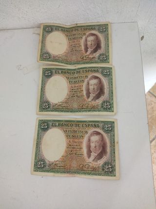 (5)Billetes de 25 pesetas.
