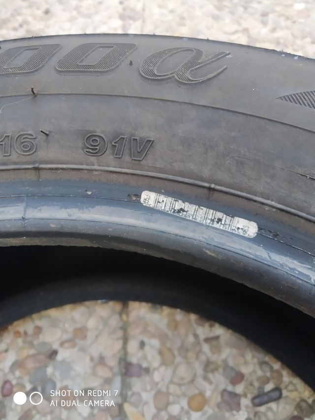 Neumático 205/55R16/91V como nuevo.