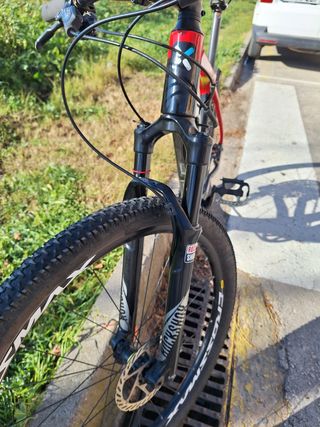 Bicicleta de montaña carbono talla L