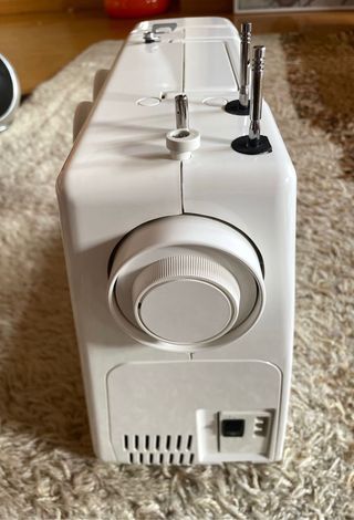 Máquina de coser KOSEL sin uso
