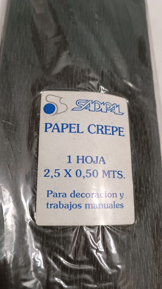 LOTE 3 PAPEL CREPÉ NEGRO ( 2.50 x 0.50 m.) SADIPAL