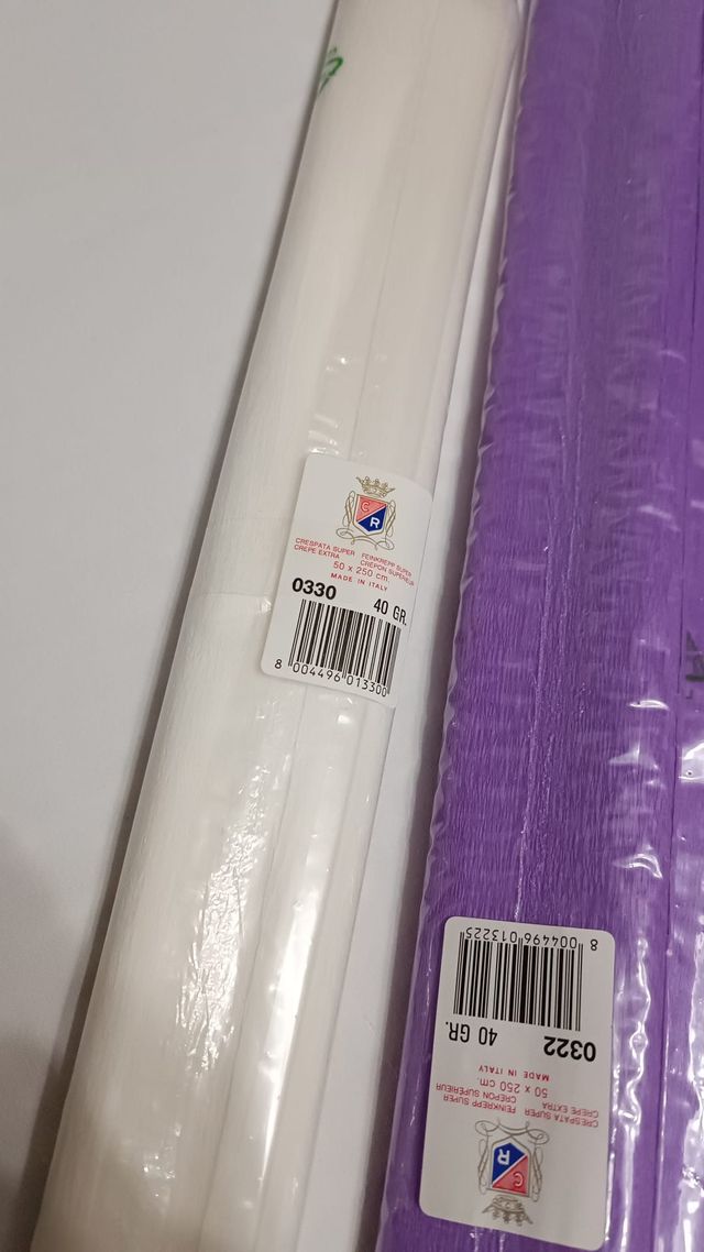 LOTE 4 PAPEL CREPÉ VIOLETA Y BLANCO (50 x 250 cm.)