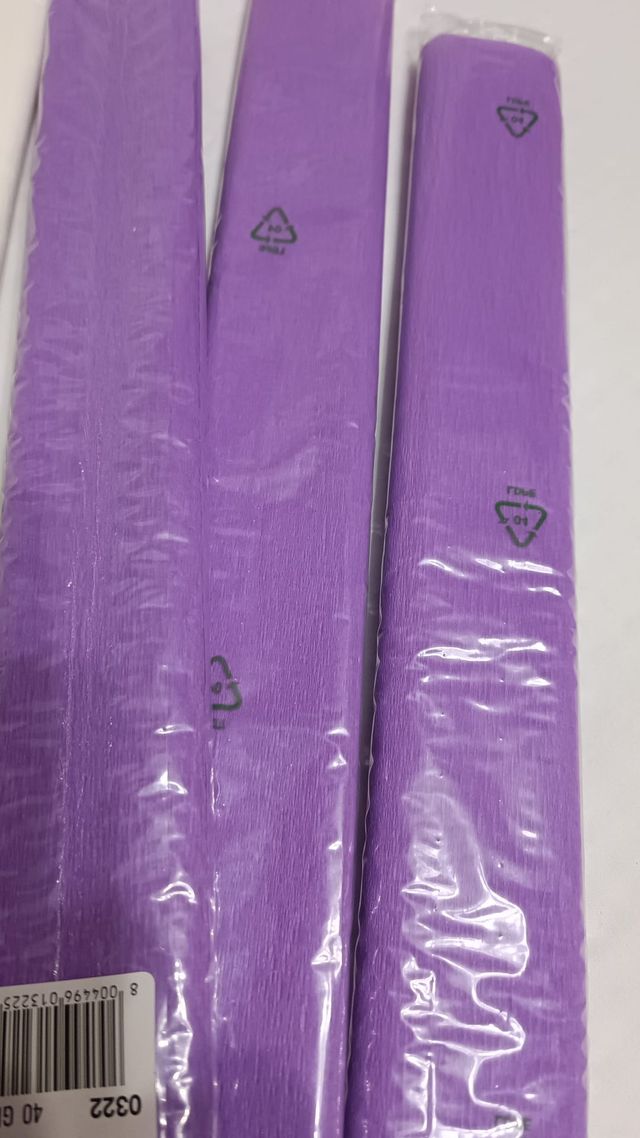 LOTE 4 PAPEL CREPÉ VIOLETA Y BLANCO (50 x 250 cm.)