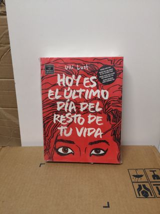 TOMOS Y TOMITOS LA CÚPULA