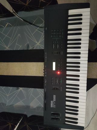 Teclado sintetizador SY55 Yamaha