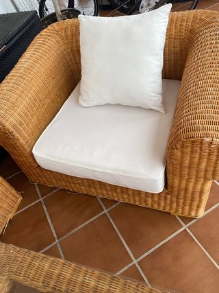 Conjunto de sofás de mimbre