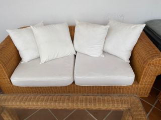 Conjunto de sofás de mimbre