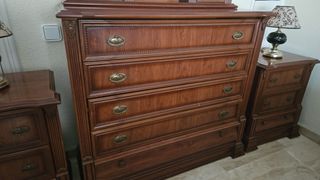 Dos sillones en madera auténtica bonitas vintage