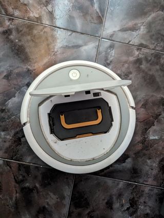 Picky, el robot aspirador