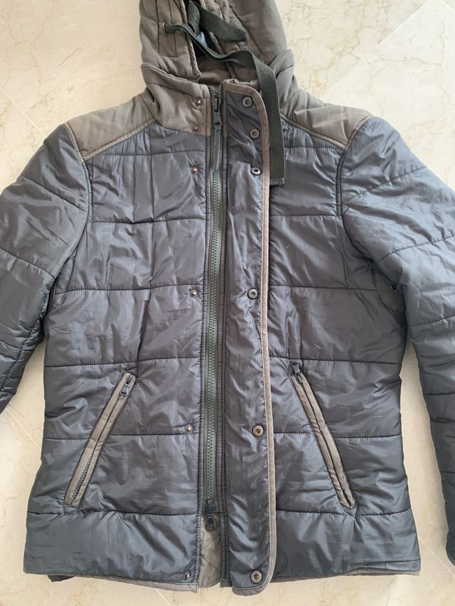 Chaquetón verde militar water repellent Mango