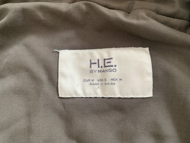 Chaquetón verde militar water repellent Mango