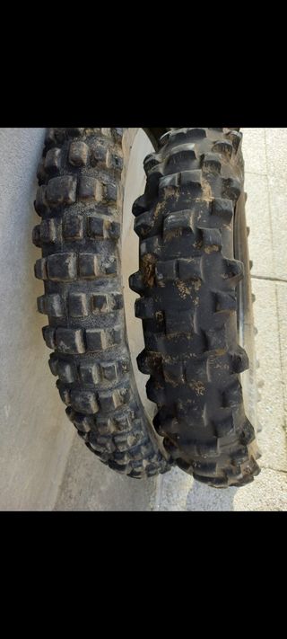 Cubiertas de moto (2 ruedas)