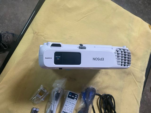 projector  epson HDMI