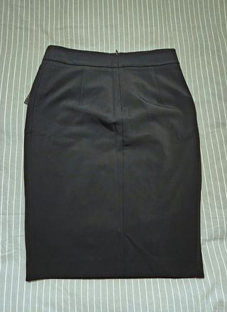 Falda tubo negra Zara talla S