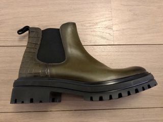 Botines verdes de piel (número 40)
