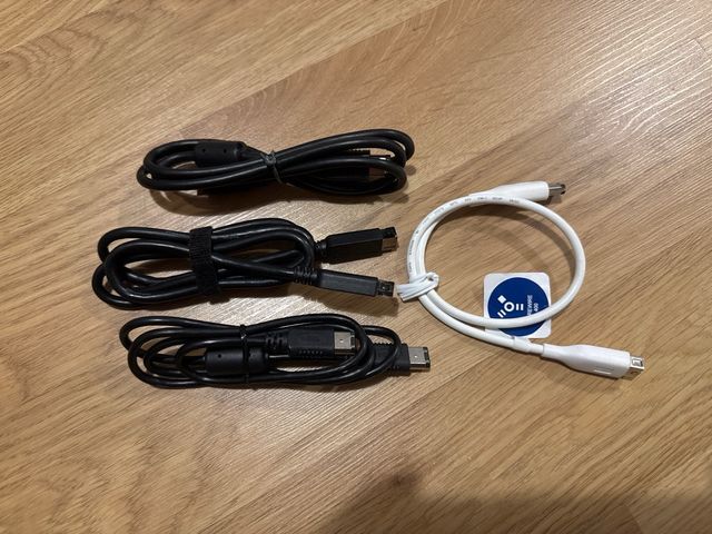 Cables HDMI, display Port y mas