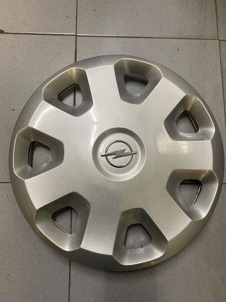 TAPA CUBO OPEL CORSA C/MERIVA REF. 24443198