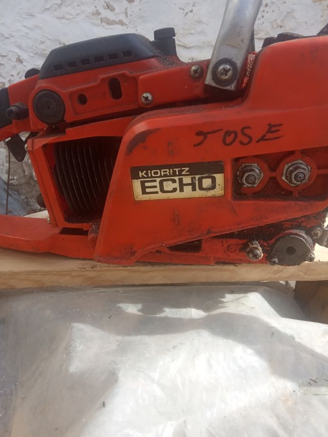 Motosierra Echo