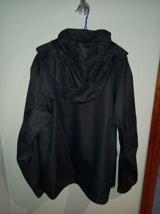 chubasquero mackinley