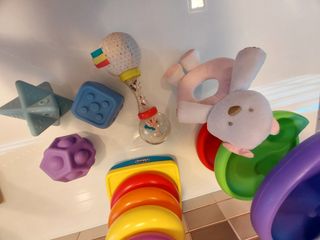 Lote de juguetes infantiles