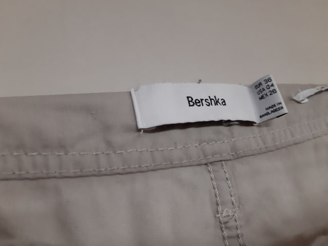 Pantaloni cargo donna Bershka grigi