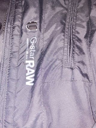 Ropa de marca. Lote. 