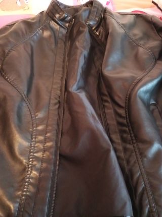 Ropa de marca. Lote. 